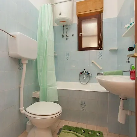 דירה Franka