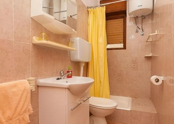 Franka Apartment Stanici