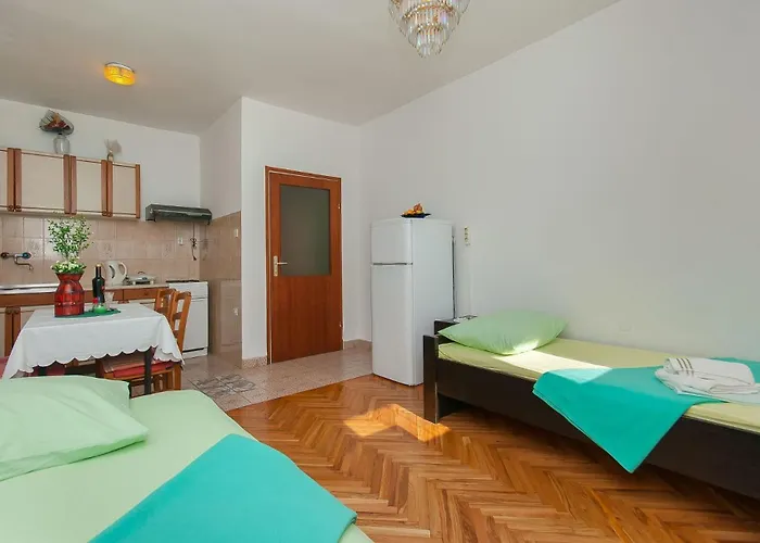Franka Apartment Stanici